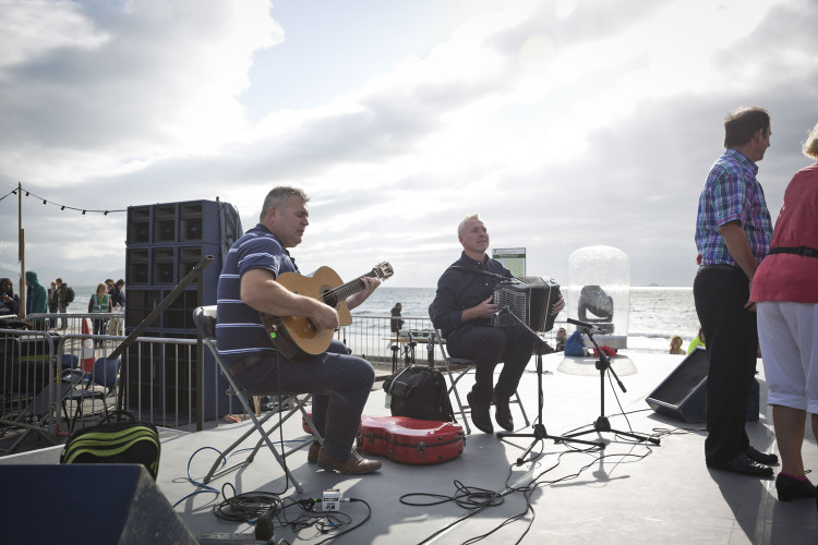 Donal Murphy and Sean Murphy, musicians for Paddy Hanafin's Céilí